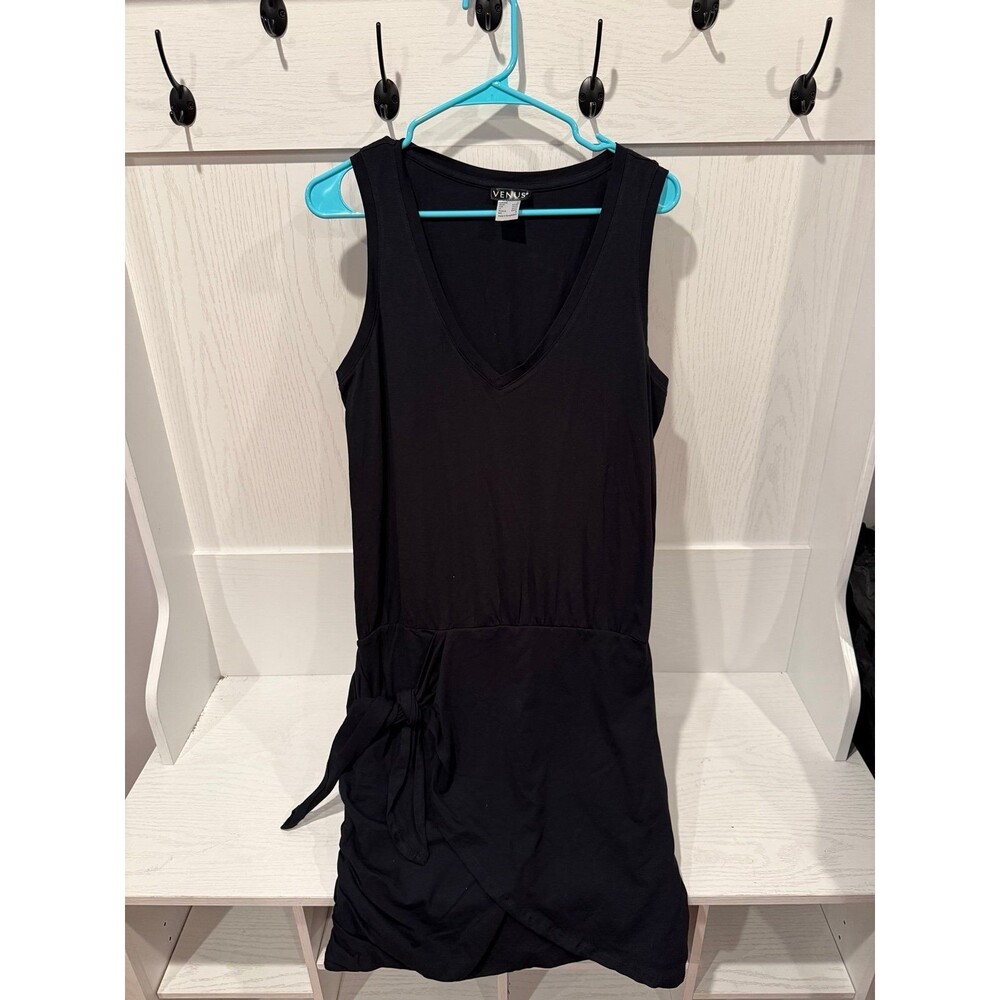 Venus black drop waist dress v-neck size large